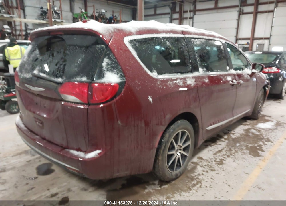 2017 CHRYSLER PACIFICA TOURING L PLUS VIN: 2C4RC1EG3HR679385