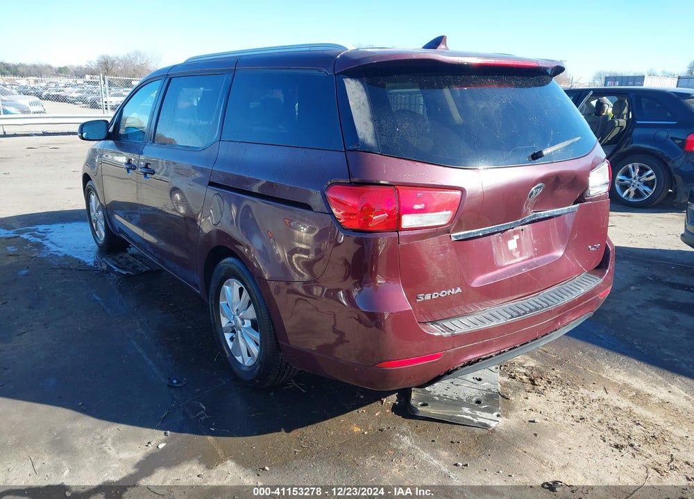 2015 KIA SEDONA LX VIN: KNDMB5C19F6052133