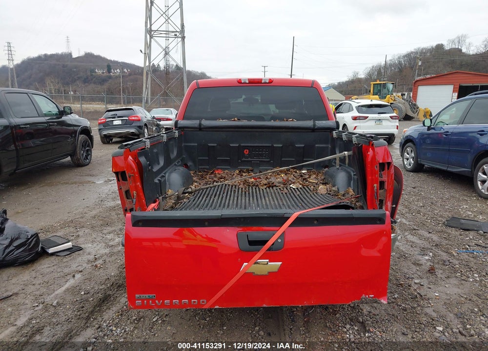 2010 CHEVROLET SILVERADO 1500 LT VIN: 3GCRKSE38AG151990