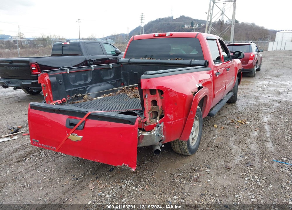 2010 CHEVROLET SILVERADO 1500 LT VIN: 3GCRKSE38AG151990