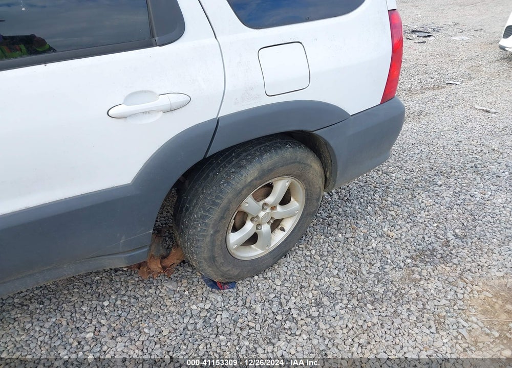 2005 MAZDA TRIBUTE I VIN: 4F2YZ02Z35KM43193
