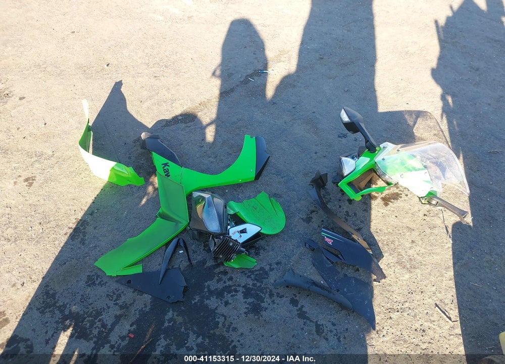 2013 KAWASAKI ZX1000 K VIN: JKAZXCK11DA008189
