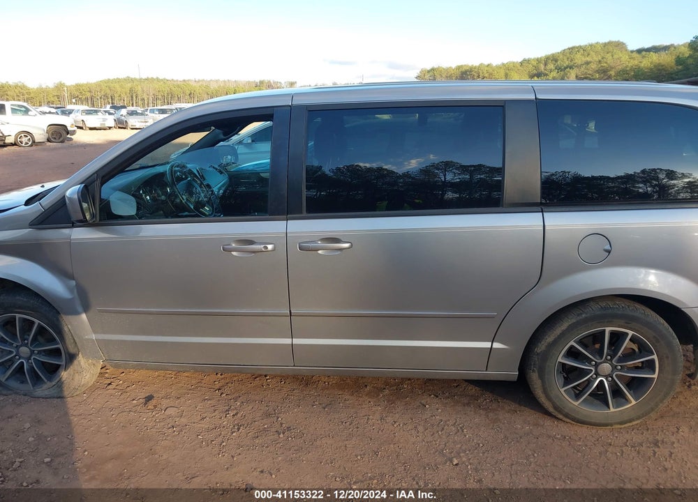 2015 DODGE GRAND CARAVAN R/T VIN: 2C4RDGEG6FR591542