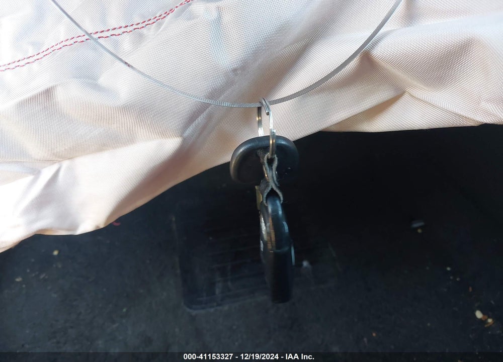 2019 HYUNDAI ELANTRA VIN: 5NPD84LF9KH484791