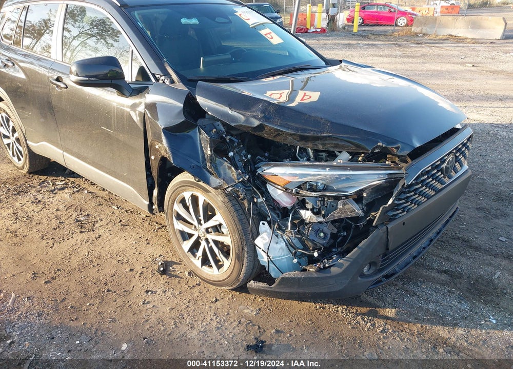 2023 TOYOTA COROLLA CROSS XLE VIN: 7MUDAAAG0PV068103