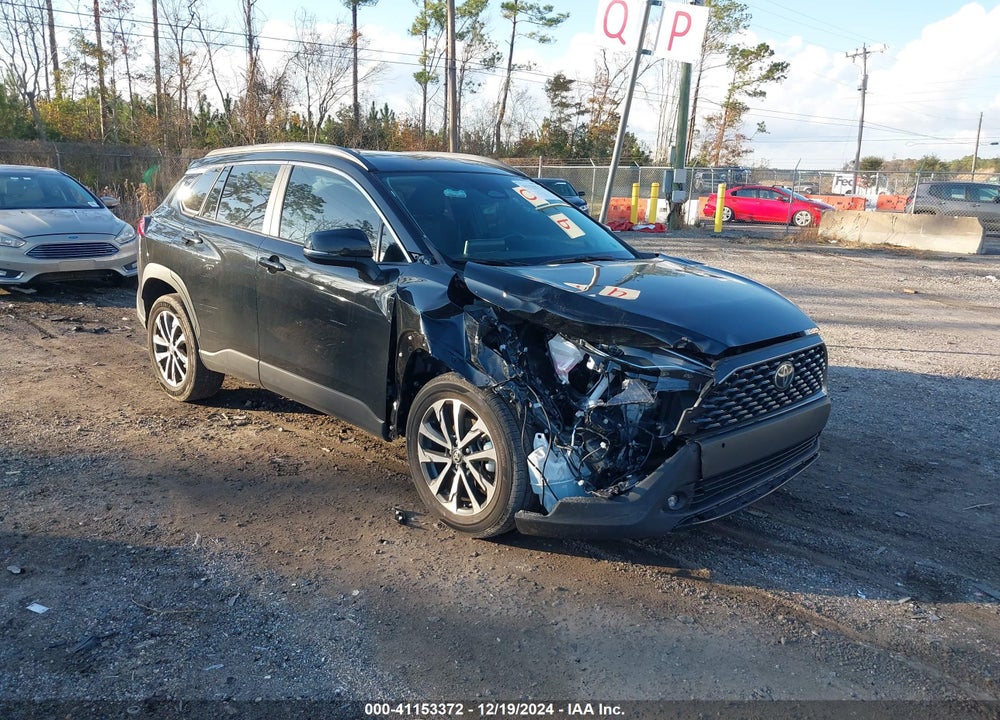 2023 TOYOTA COROLLA CROSS XLE VIN: 7MUDAAAG0PV068103