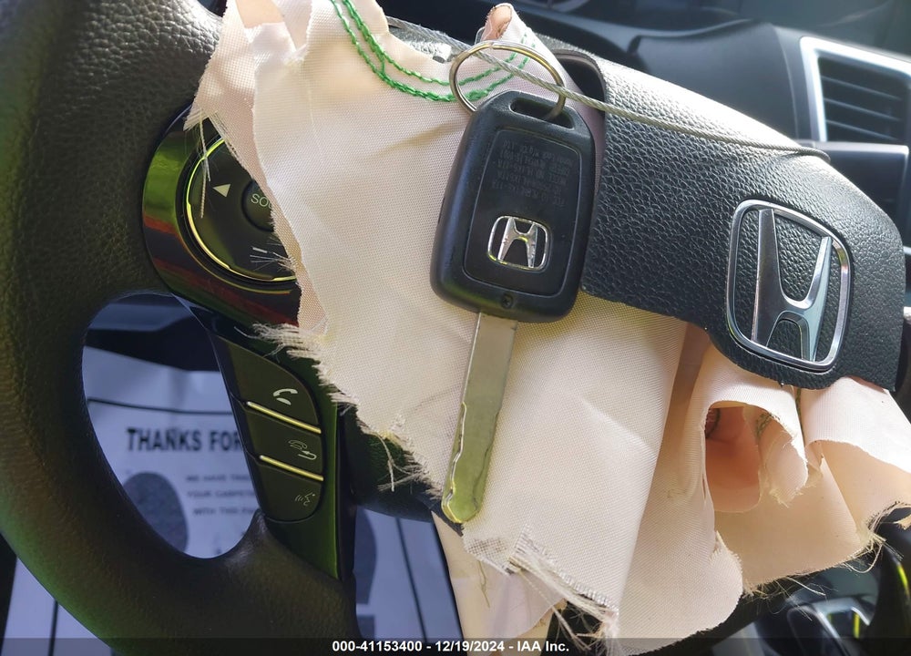 2017 HONDA ACCORD VIN: 1HGCR2F34HA172670