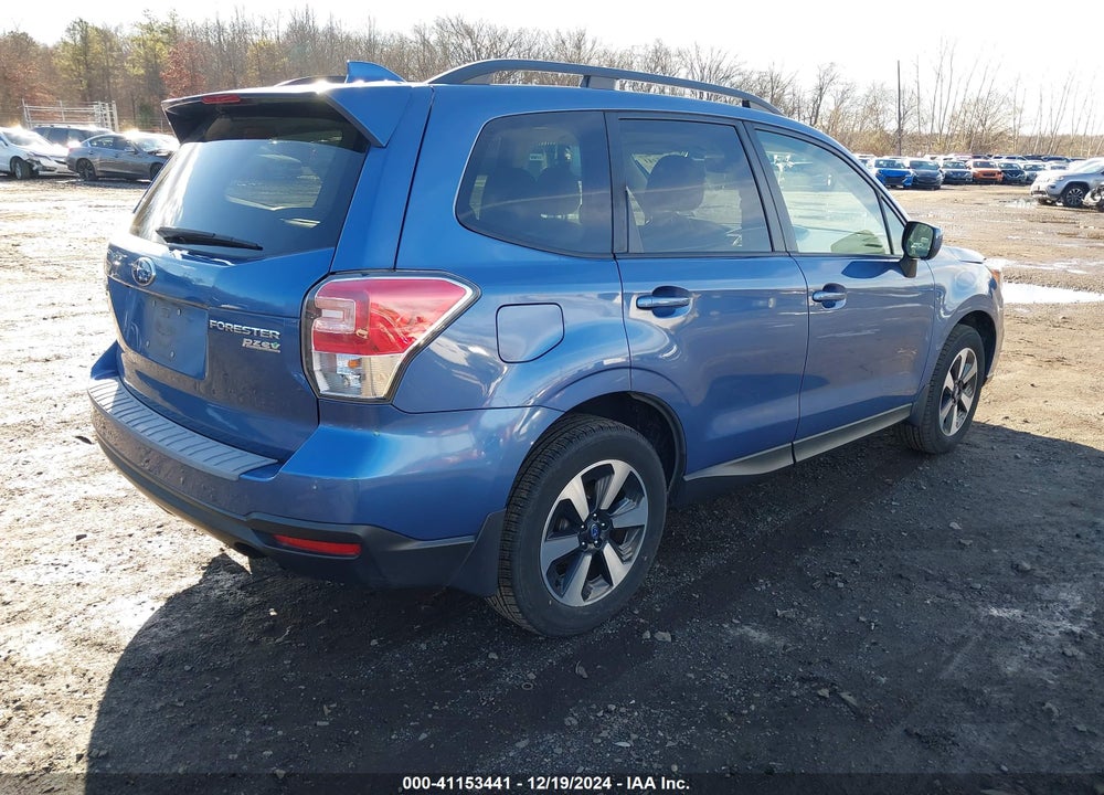 2017 SUBARU FORESTER 2.5I PREMIUM VIN: JF2SJAEC8HH572527