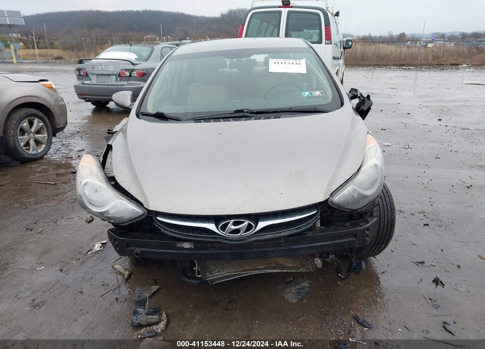2012 HYUNDAI ELANTRA VIN: 5NPDH4AE5CH139365