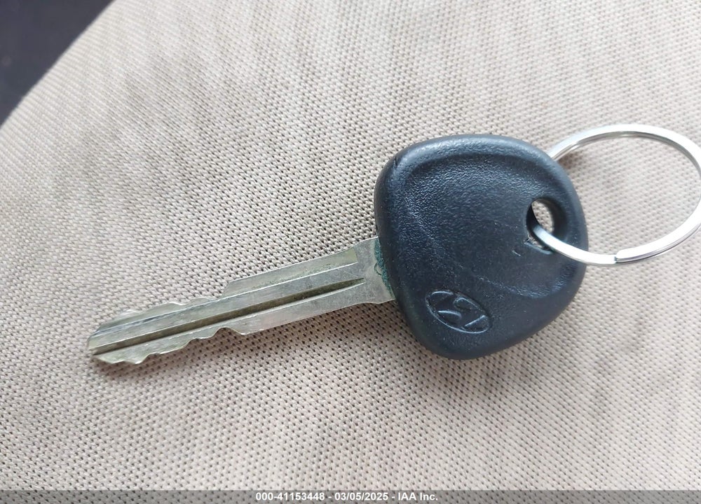 2012 HYUNDAI ELANTRA VIN: 5NPDH4AE5CH139365