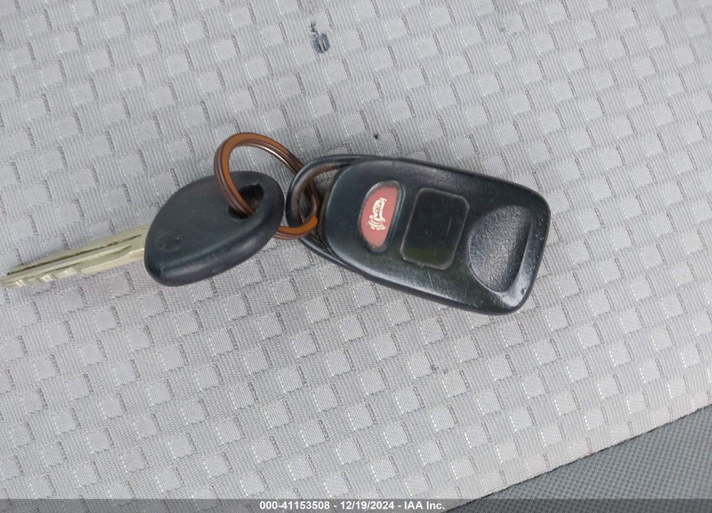 2010 HYUNDAI ACCENT GS VIN: KMHCM3AC8AU156501