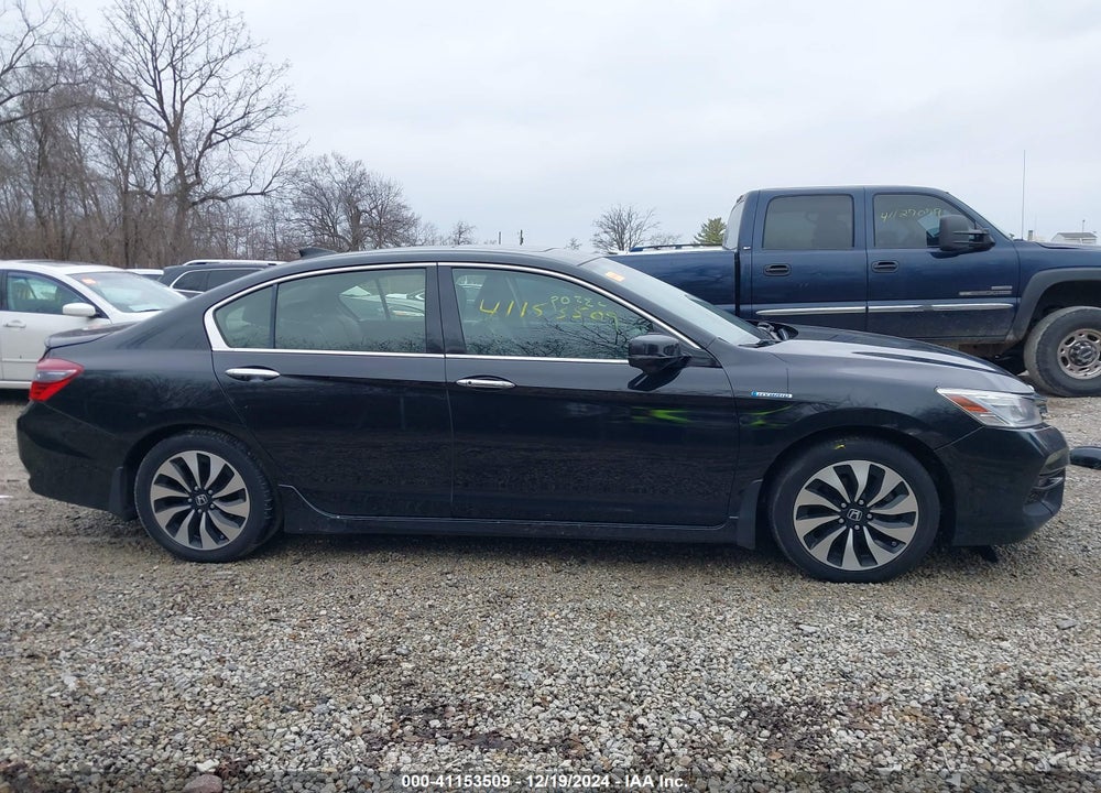2017 HONDA ACCORD HYBRID VIN: JHMCR6F74HC019590