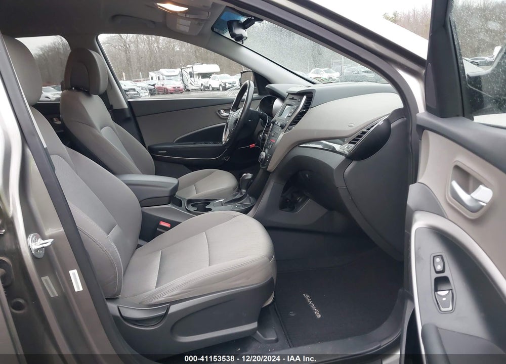 2014 HYUNDAI SANTA FE SPORT 2.4L VIN: 5XYZU3LB2EG172848