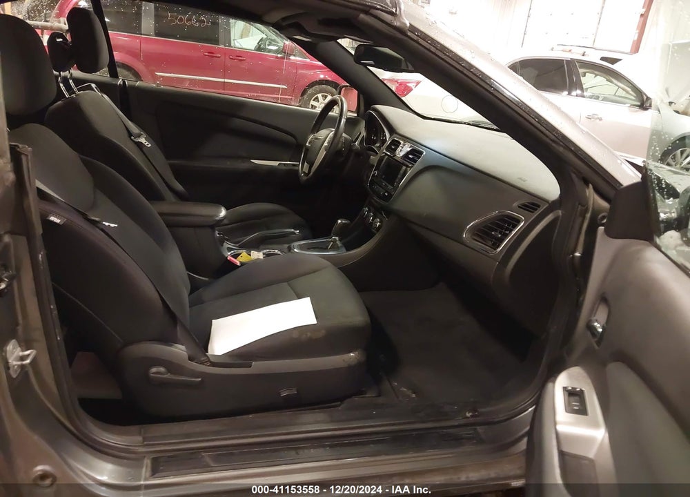 2012 CHRYSLER 200 VIN: 1C3BCBEG8CN233928