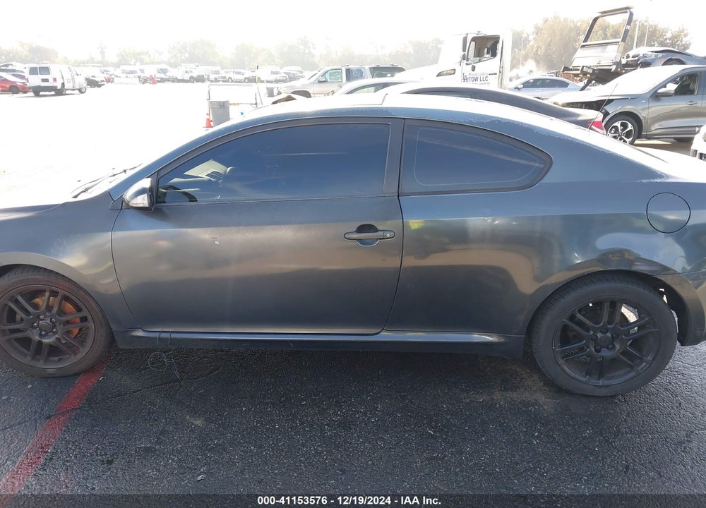 2005 SCION TC VIN: JTKDE177350010338