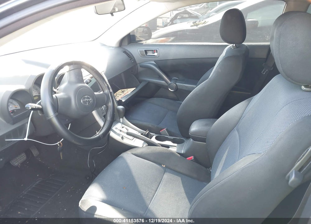 2005 SCION TC VIN: JTKDE177350010338