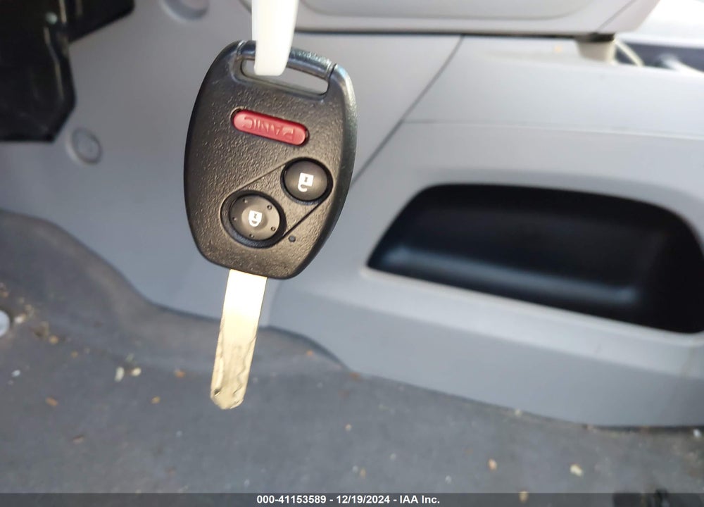 2013 HONDA CR-V LX VIN: 5J6RM3H34DL009262