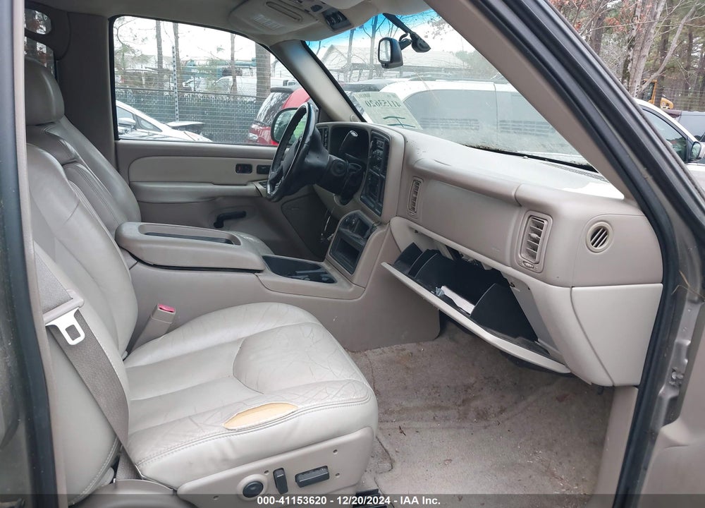 2003 CHEVROLET TAHOE LT VIN: 1GNEK13Z13J296894