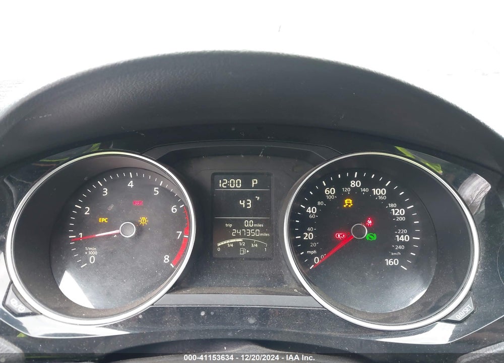 2015 VOLKSWAGEN JETTA VIN: 3VWD17AJ2FM204977