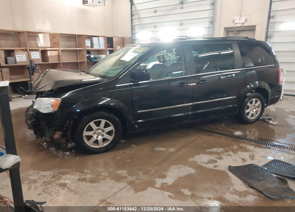 2010 CHRYSLER TOWN & COUNTRY TOURING VIN: 2A4RR5D13AR125735