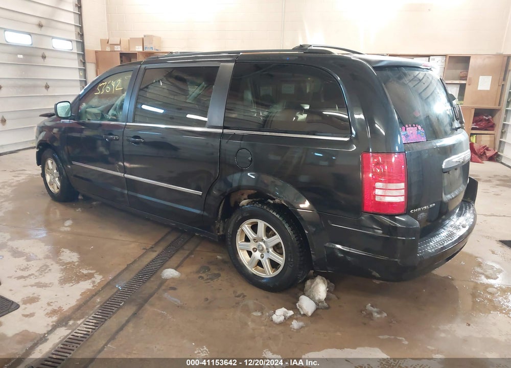 2010 CHRYSLER TOWN & COUNTRY TOURING VIN: 2A4RR5D13AR125735