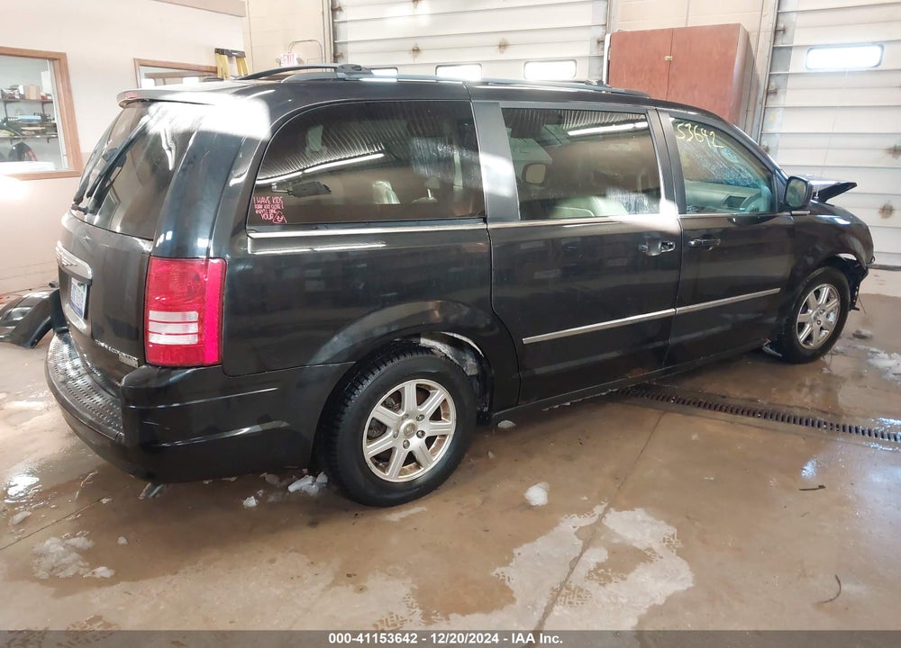 2010 CHRYSLER TOWN & COUNTRY TOURING VIN: 2A4RR5D13AR125735