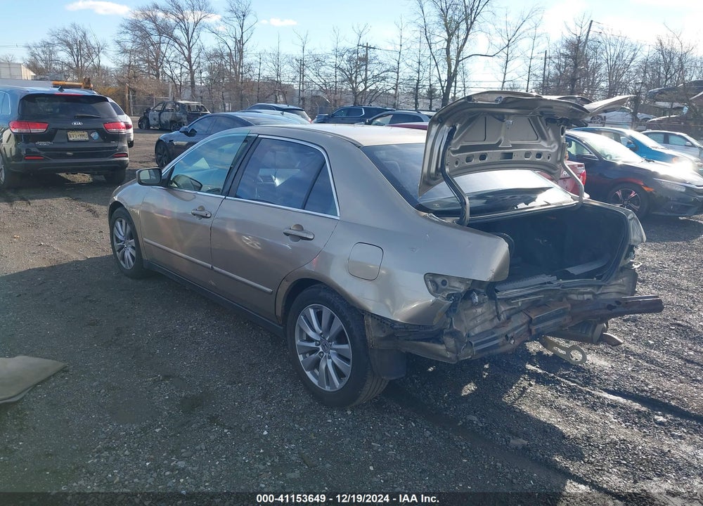 2003 HONDA ACCORD 2.4 LX VIN: JHMCM56303C004597
