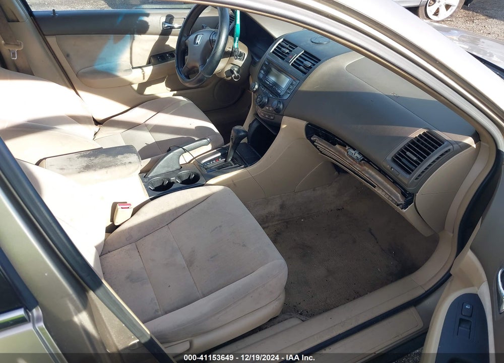 2003 HONDA ACCORD 2.4 LX VIN: JHMCM56303C004597