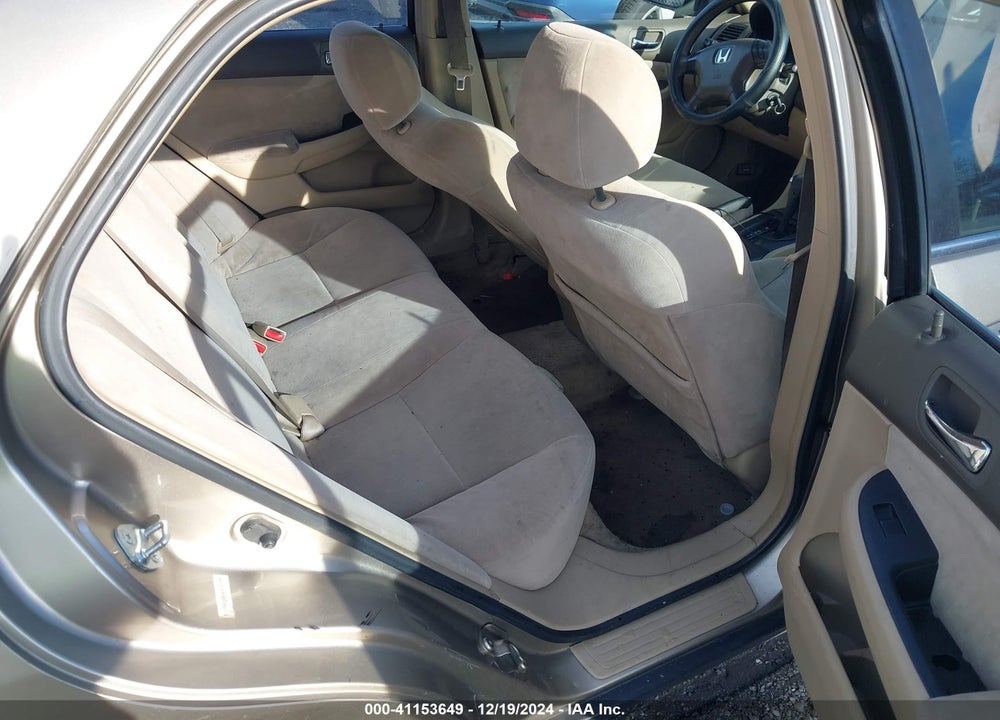 2003 HONDA ACCORD 2.4 LX VIN: JHMCM56303C004597
