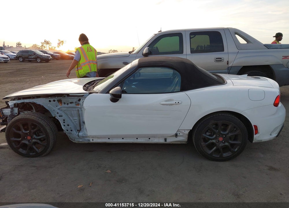 2020 FIAT 124 SPIDER ABARTH VIN: JC1NFAEK6L0145078
