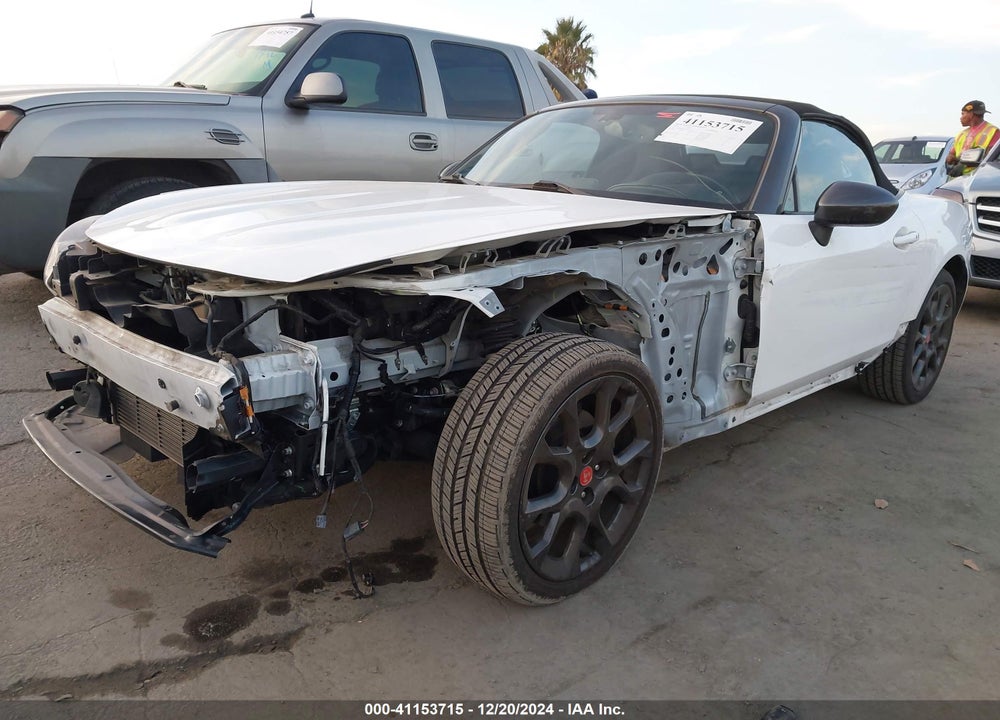 2020 FIAT 124 SPIDER ABARTH VIN: JC1NFAEK6L0145078
