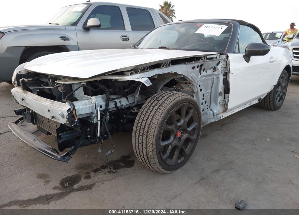 2020 FIAT 124 SPIDER ABARTH VIN: JC1NFAEK6L0145078