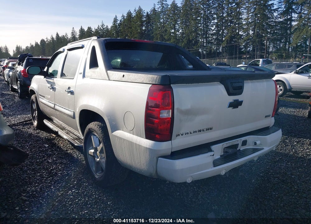 2008 CHEVROLET AVALANCHE 1500 LTZ VIN: 3GNFK12308G260365