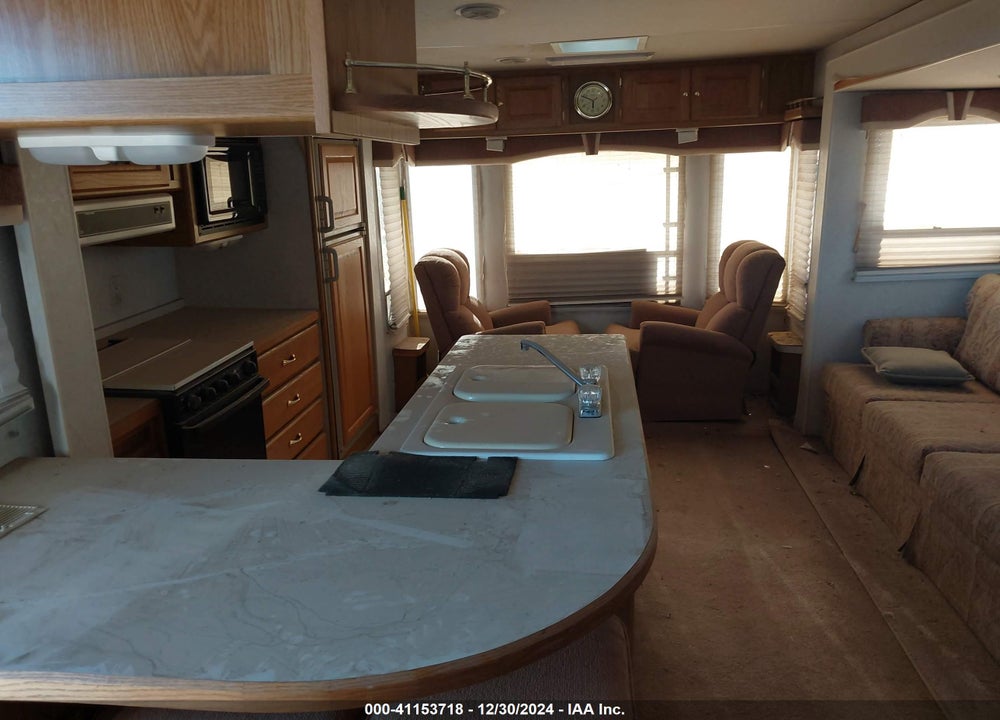 1999 HITCHHIKER 5TH WHEEL VIN: 1C932JP0XXA008530