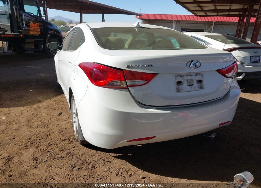 2013 HYUNDAI ELANTRA VIN: 5NPDH4AE4DH267761