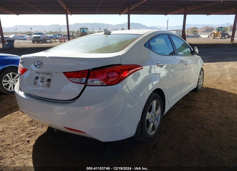2013 HYUNDAI ELANTRA VIN: 5NPDH4AE4DH267761