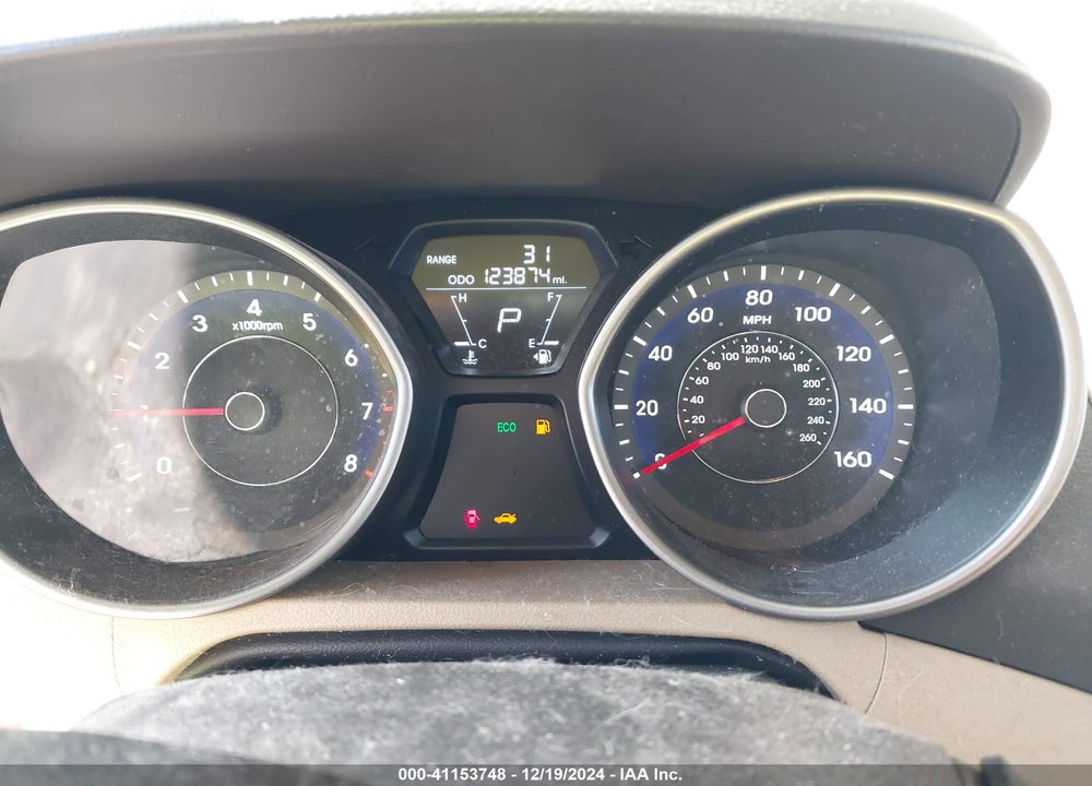 2013 HYUNDAI ELANTRA VIN: 5NPDH4AE4DH267761