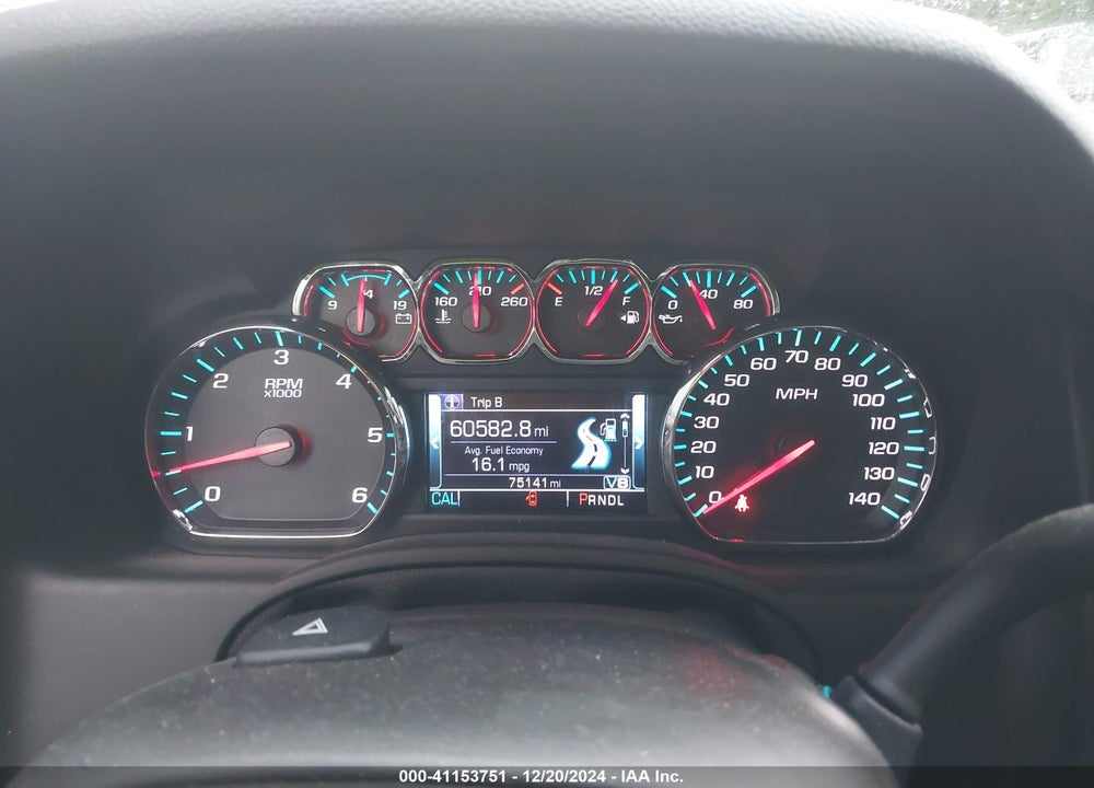 2018 CHEVROLET SUBURBAN PREMIER VIN: 1GNSKJKC6JR152997