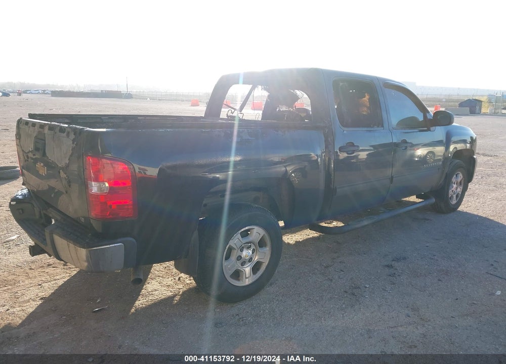 2009 CHEVROLET SILVERADO 1500 LT VIN: 3GCEC23J09G195913