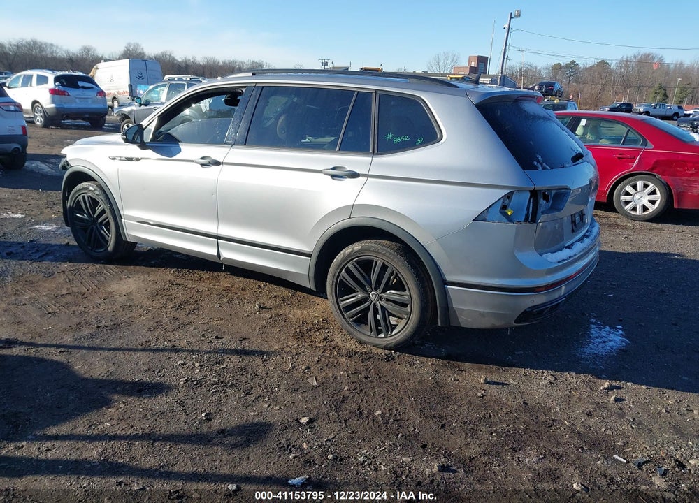 2022 VOLKSWAGEN TIGUAN 2.0T SE R-LINE BLACK VIN: 3VV8B7AX4NM048852