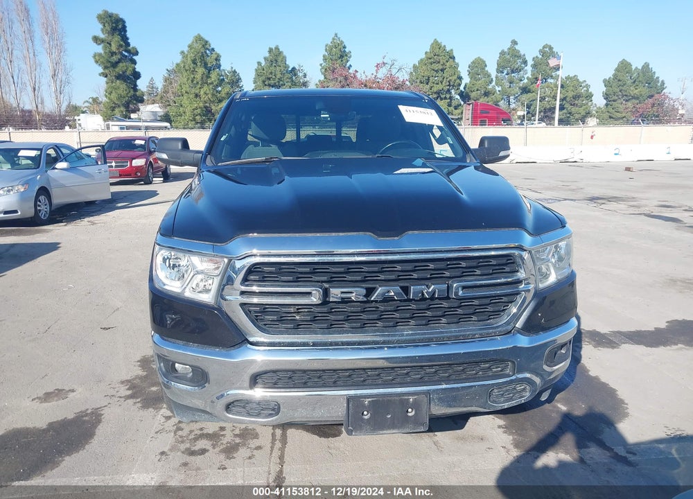 2022 RAM 1500 BIG HORN 4X4 6'4 BOX VIN: 1C6RRFBG4NN293378