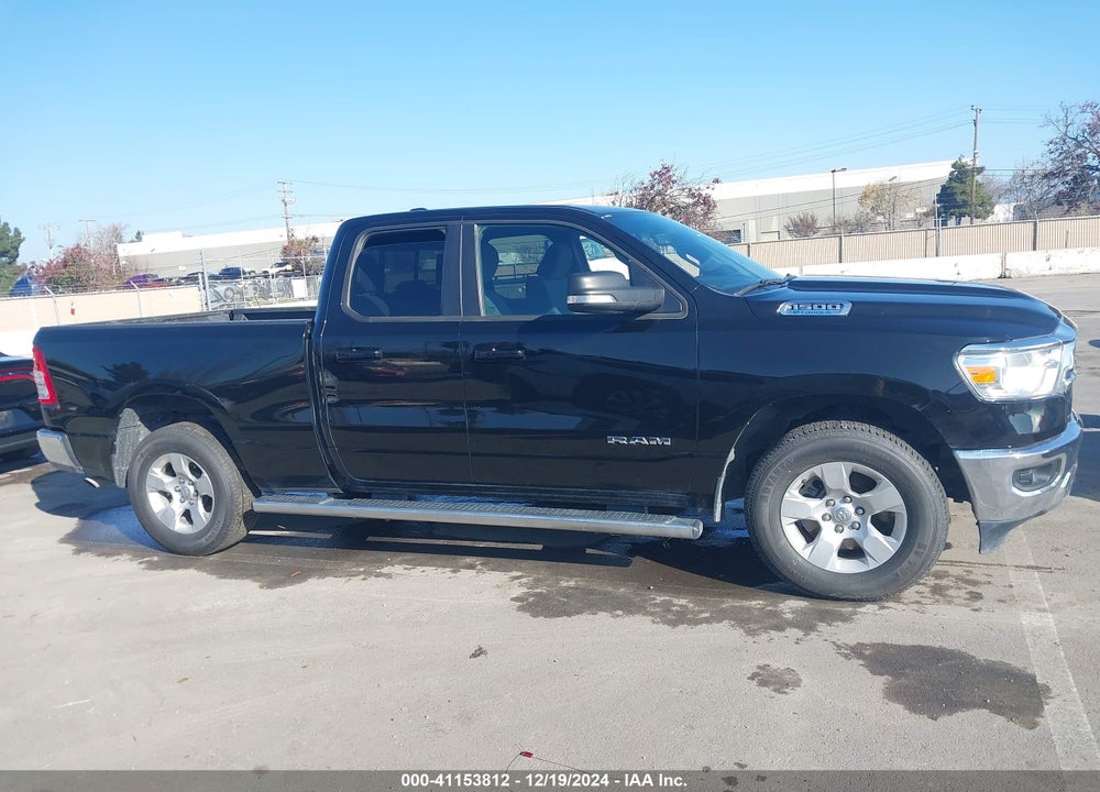 2022 RAM 1500 BIG HORN 4X4 6'4 BOX VIN: 1C6RRFBG4NN293378