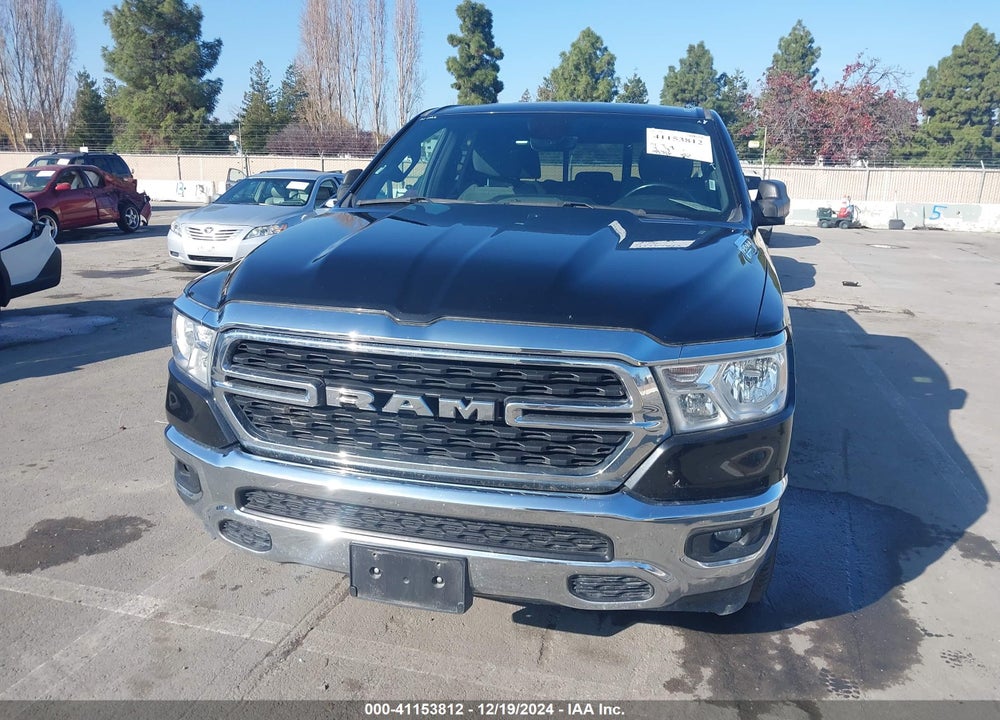 2022 RAM 1500 BIG HORN 4X4 6'4 BOX VIN: 1C6RRFBG4NN293378