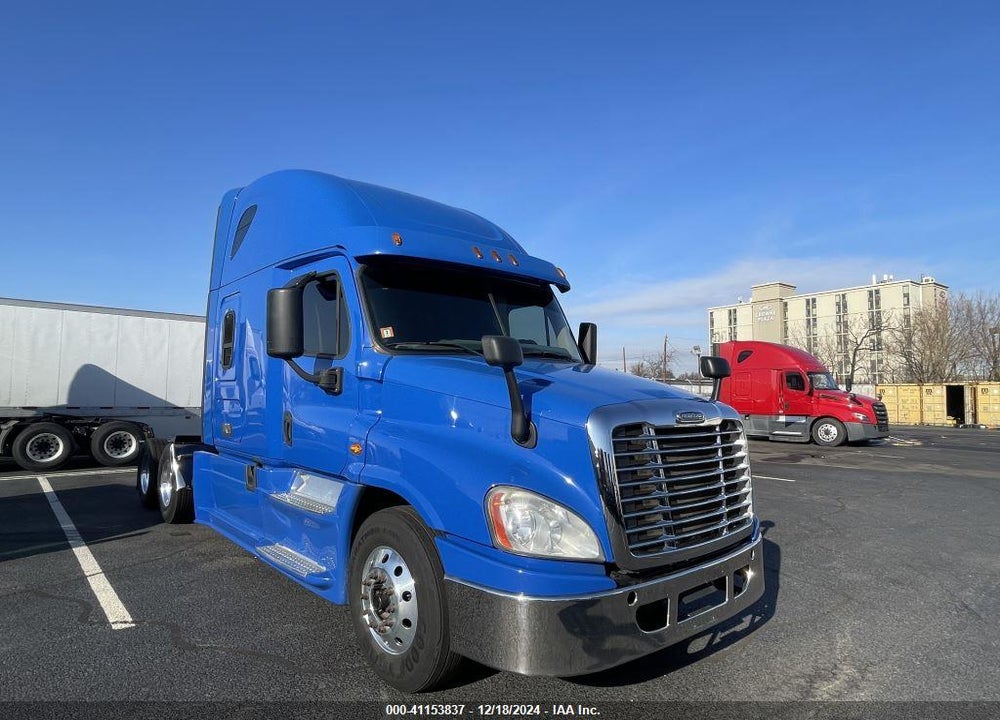 2017 FREIGHTLINER CASCADIA 125 VIN: 3AKJGLDRXHSHW2112