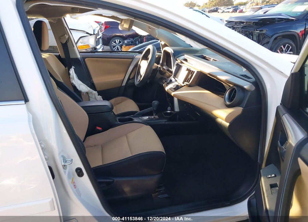 2017 TOYOTA RAV4 XLE VIN: JTMWFREV9HD103651