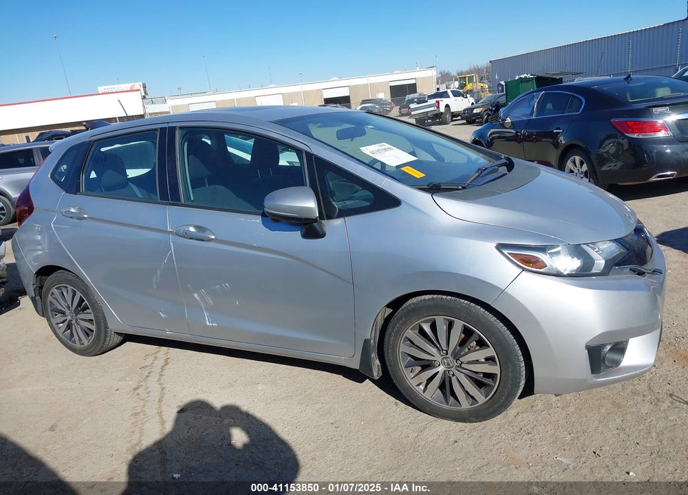 2015 HONDA FIT VIN: 3HGGK5H81FM730684
