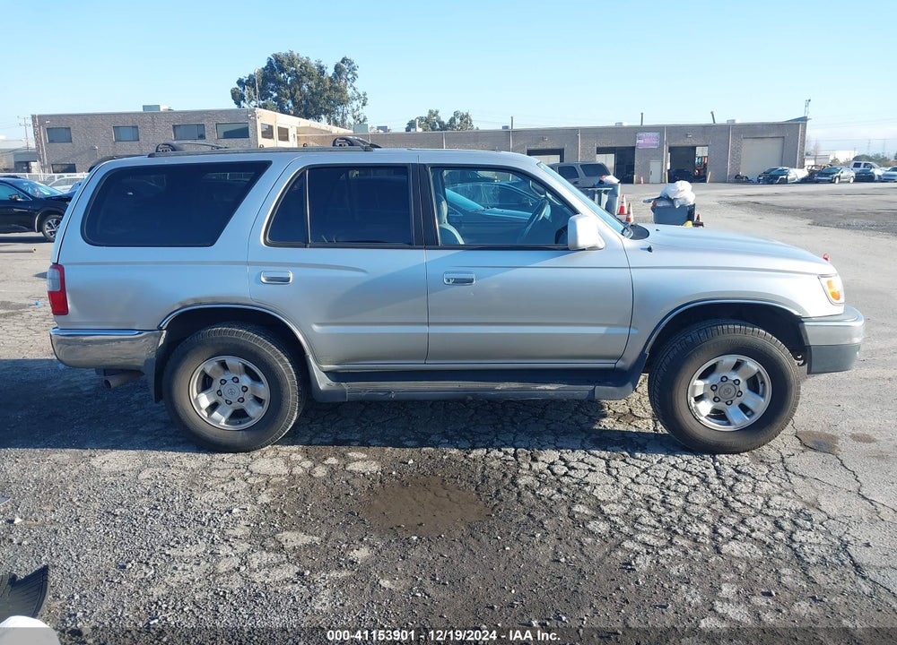 2000 TOYOTA 4RUNNER SR5 V6 VIN: JT3HN86R5Y0323873