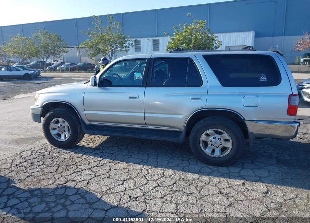 2000 TOYOTA 4RUNNER SR5 V6 VIN: JT3HN86R5Y0323873