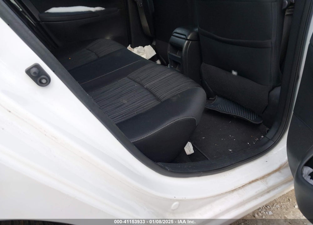 2018 NISSAN SENTRA VIN: 3N1AB7AP9JL662752