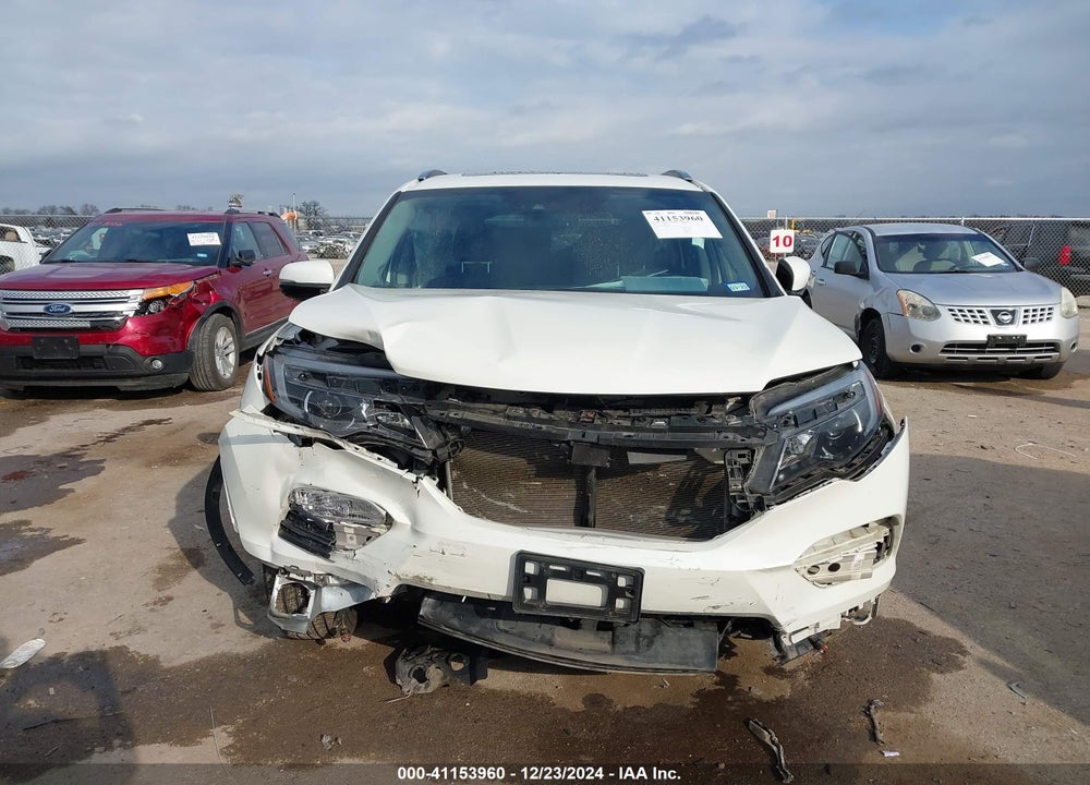2017 HONDA PILOT VIN: 5FNYF6H04HB068789